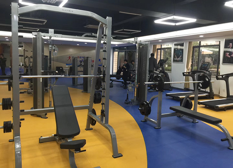 史密斯机卧推架