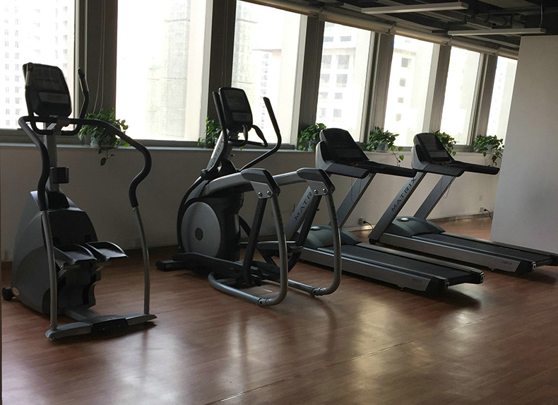 单位健身房有氧器械